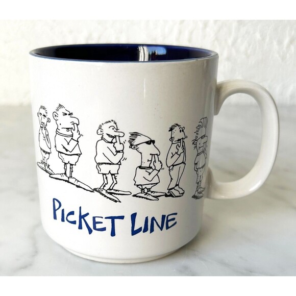 Picket Line Cartoon Pun John Lamb Artist Mug - White Purple Papel Coffee Cup - Picture 1 of 6